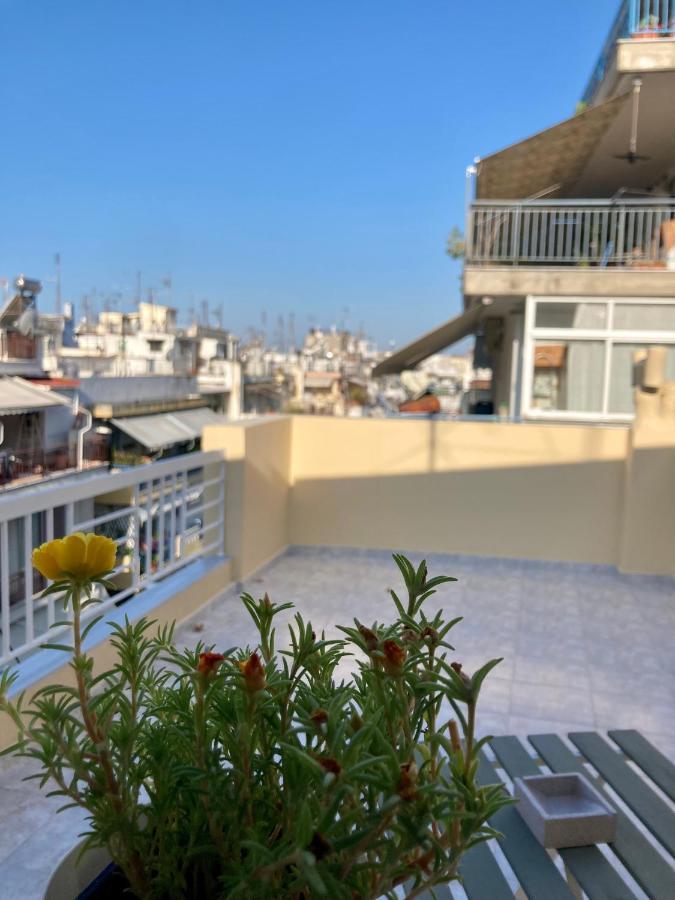 Modern Penthouse Thessaloniki Apartment Exterior photo